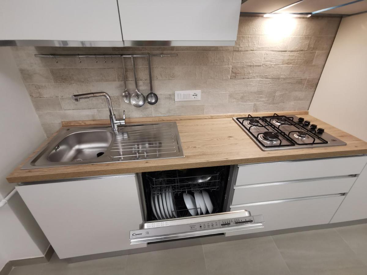 A Casa Di Tina Apartment Crispiano ภายนอก รูปภาพ