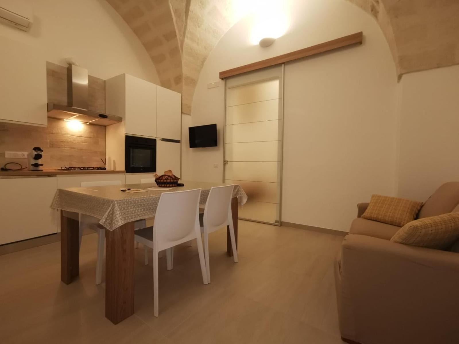A Casa Di Tina Apartment Crispiano ภายนอก รูปภาพ